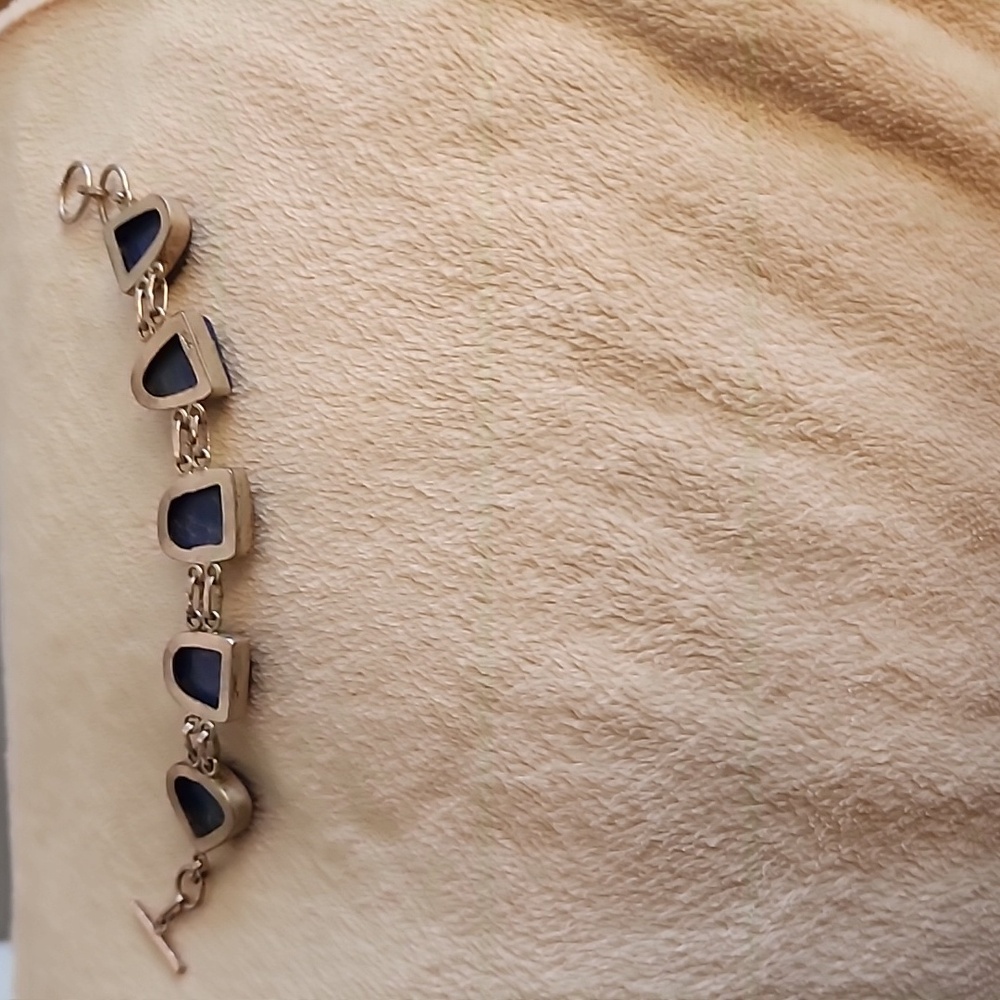 Custom made lapis lazuli bracelet set in 925  silver 7 1/4" with toggle clasp - Picture 2 of 4